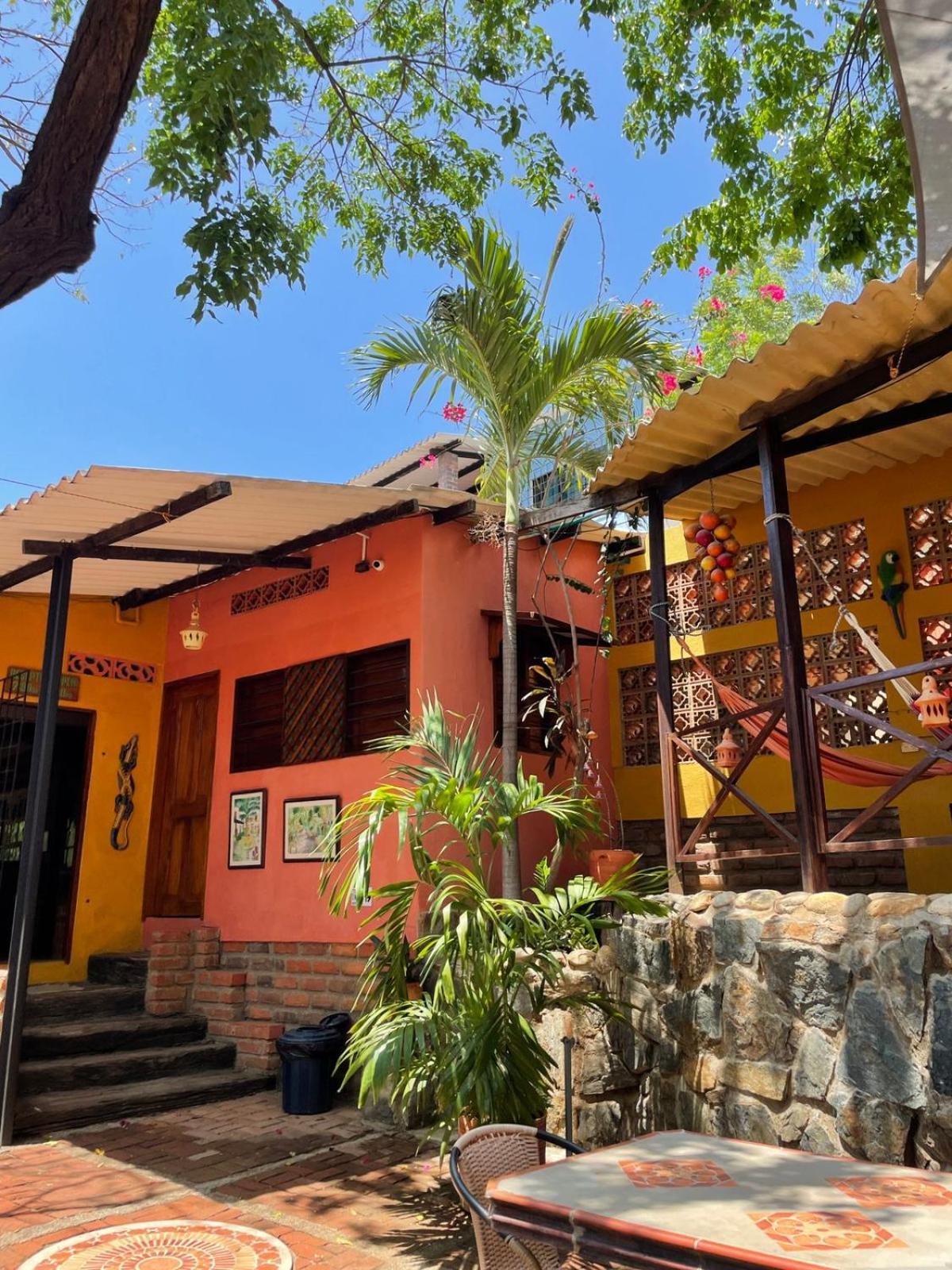 Hostal La Casa De Felipe Hostel Taganga Exterior photo